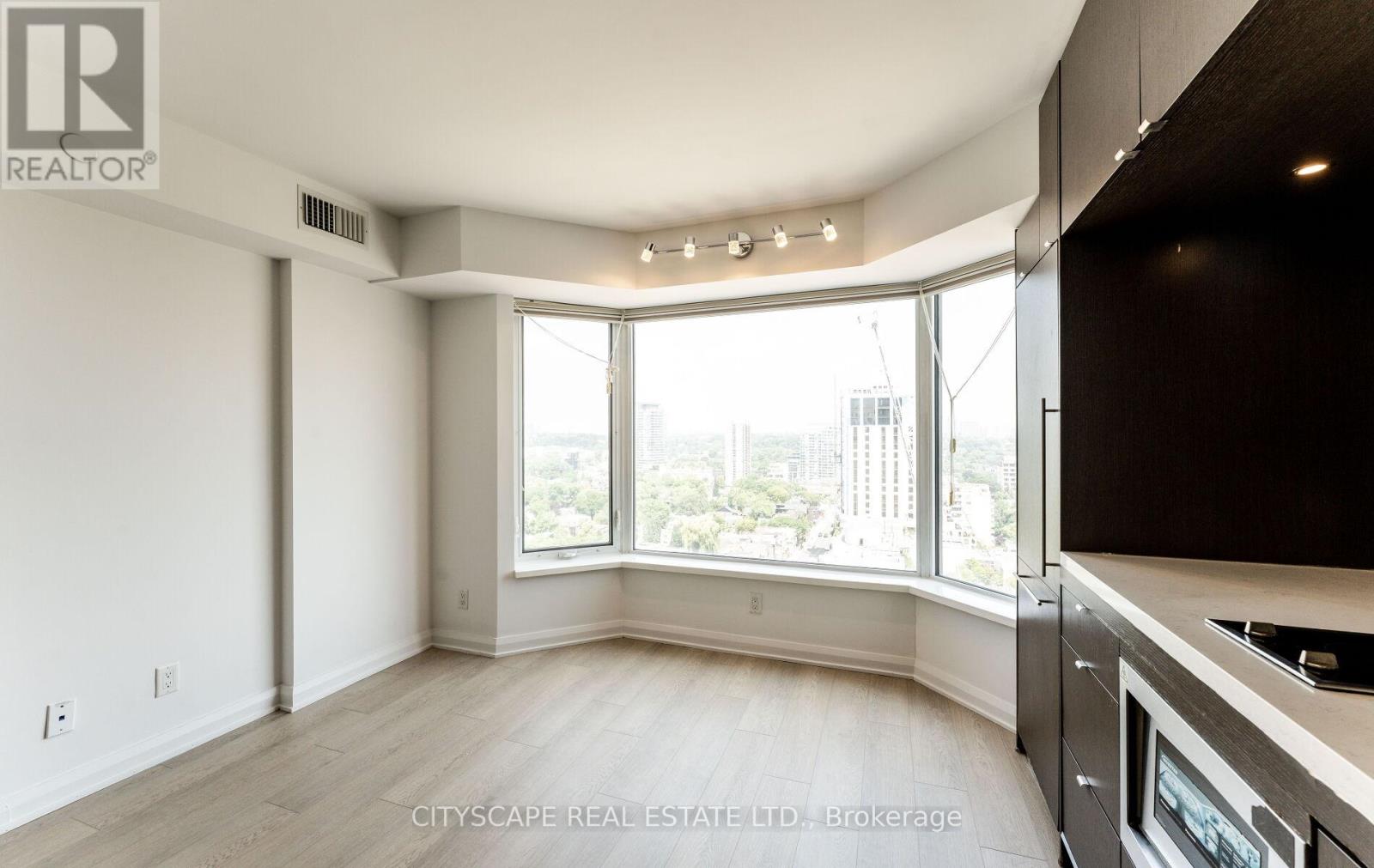 2120 - 155 Yorkville Avenue, Toronto, Ontario  M5R 1C4 - Photo 11 - C12306994