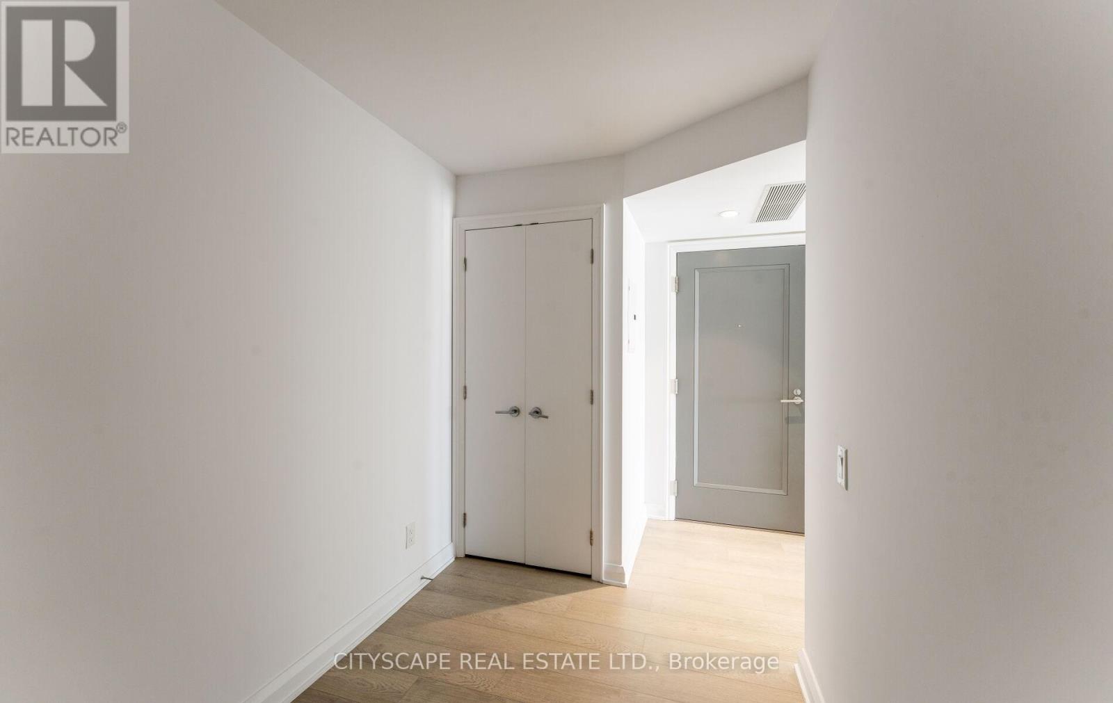 2120 - 155 Yorkville Avenue, Toronto, Ontario  M5R 1C4 - Photo 6 - C12306994