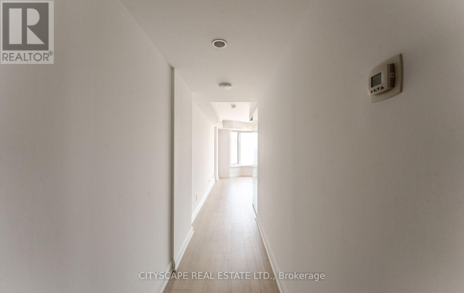 2120 - 155 Yorkville Avenue, Toronto, Ontario  M5R 1C4 - Photo 7 - C12306994