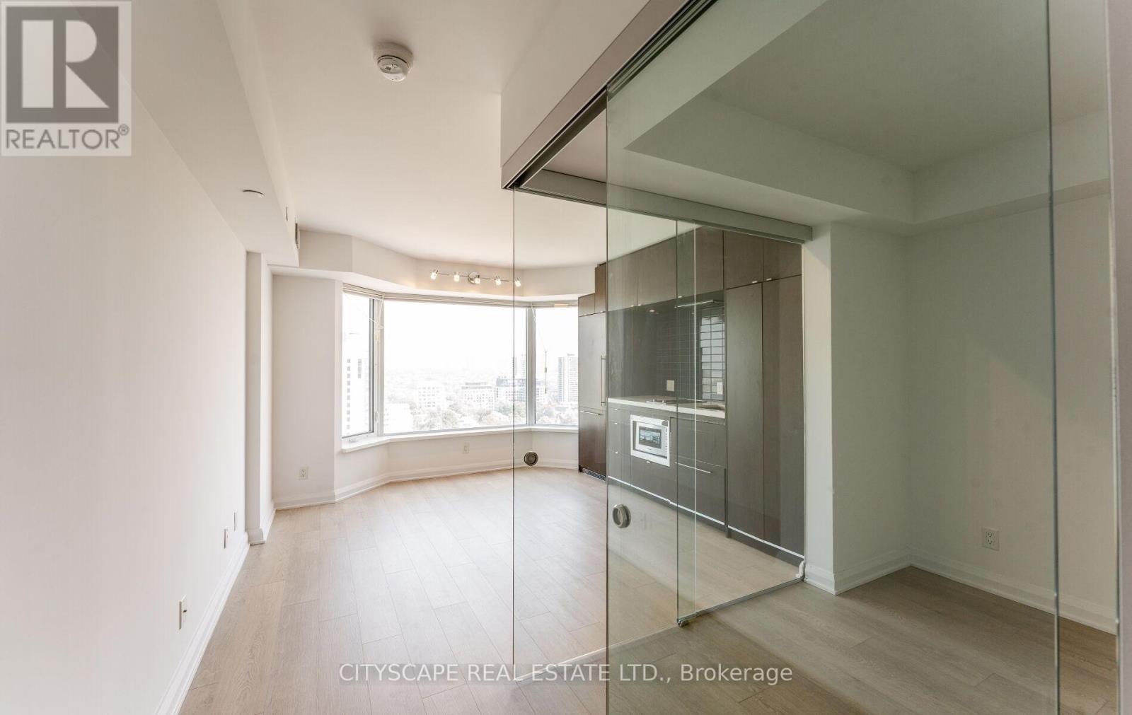 2120 - 155 Yorkville Avenue, Toronto, Ontario  M5R 1C4 - Photo 8 - C12306994