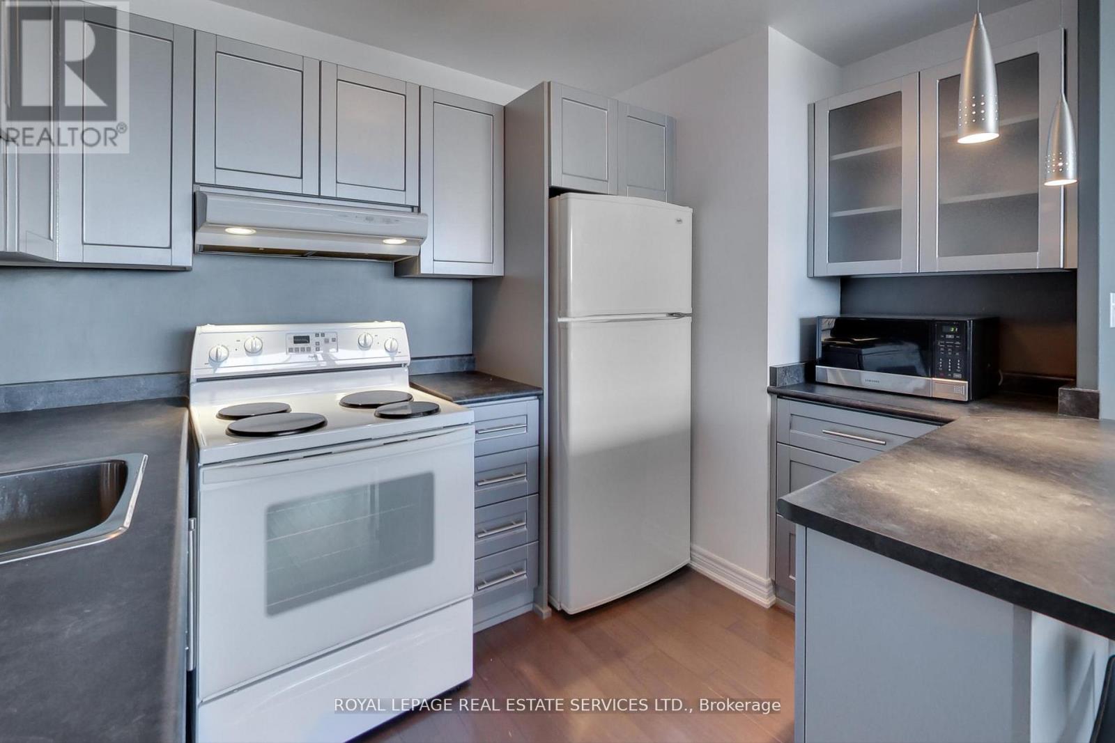 1412 - 40 Homewood Avenue, Toronto (Cabbagetown-South St. James Town), Ontario  M4Y 2K2 - Photo 7 - C12307010