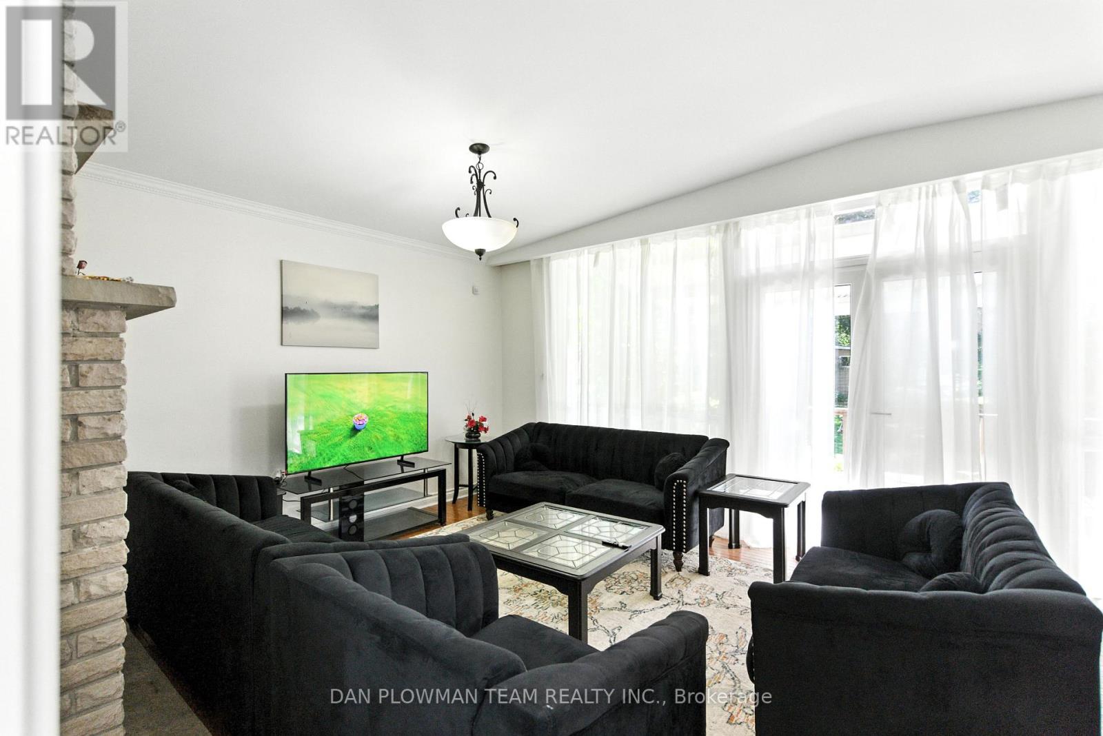1748 Fairport Road, Pickering, Ontario  L1V 1S8 - Photo 6 - E12307019