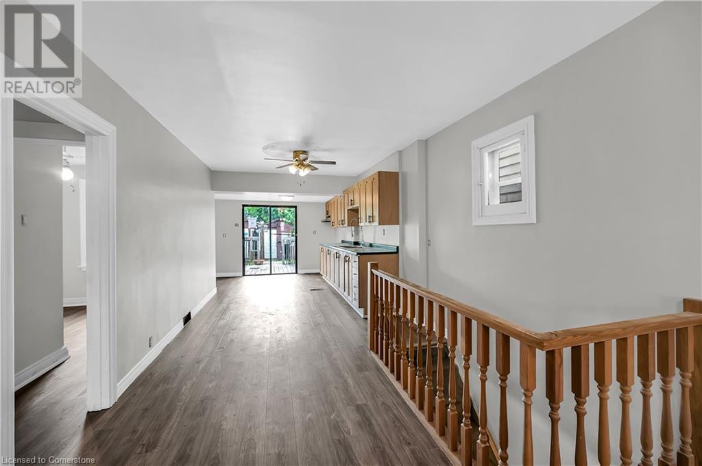 1256 Cannon Street E, Hamilton, Ontario  L8H 1V3 - Photo 6 - 40751731