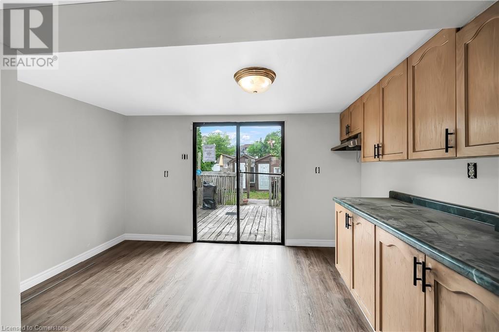 1256 Cannon Street E, Hamilton, Ontario  L8H 1V3 - Photo 8 - 40751731