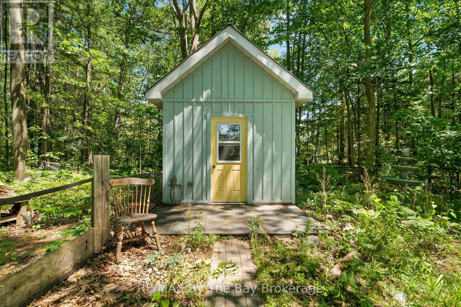 11 39th Street S, Wasaga Beach, Ontario  L9Z 1S2 - Photo 37 - S12307079