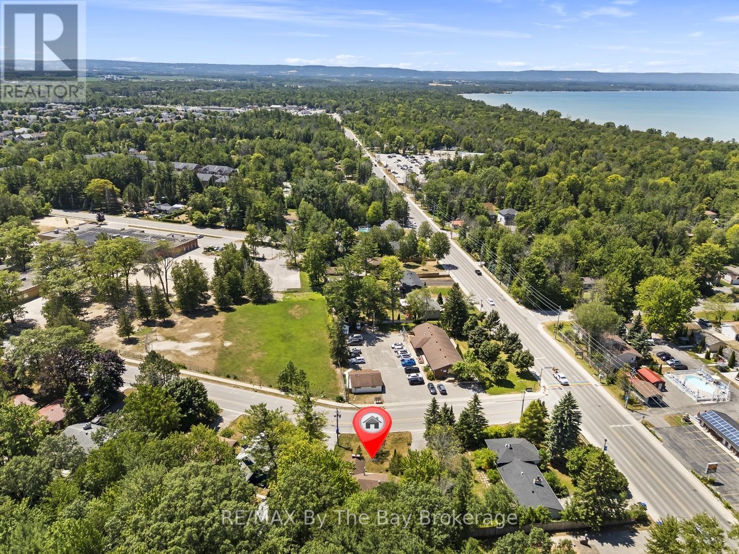 11 39th Street S, Wasaga Beach, Ontario  L9Z 1S2 - Photo 38 - S12307079