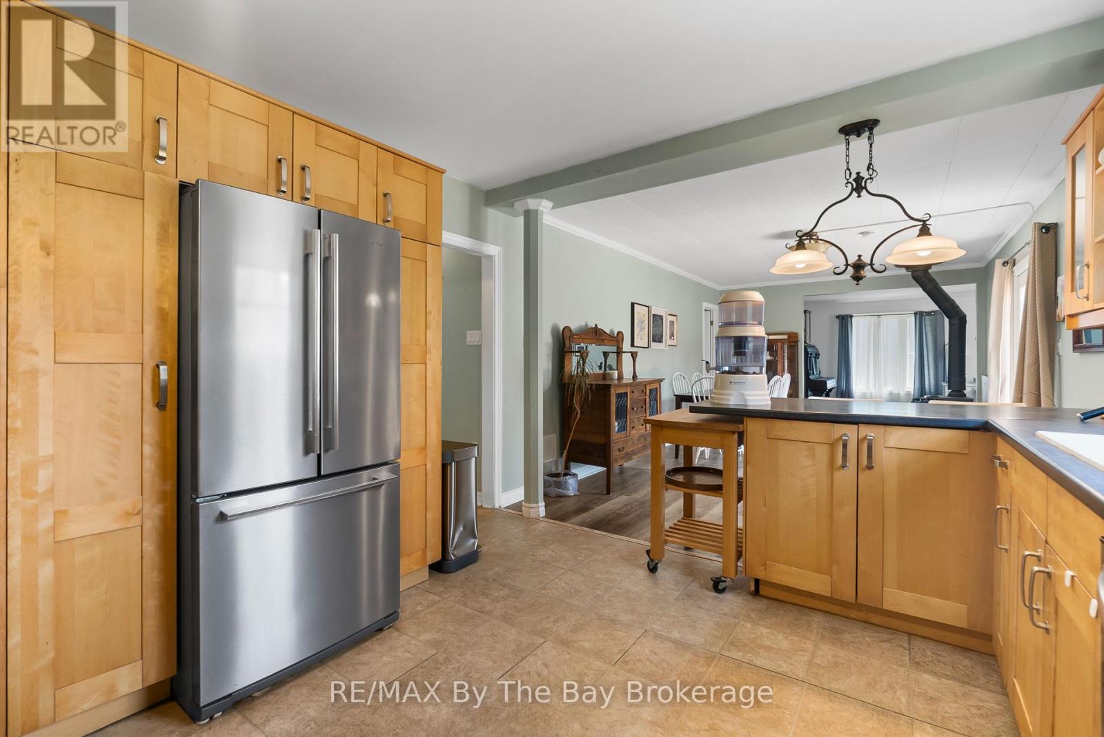 11 39th Street S, Wasaga Beach, Ontario  L9Z 1S2 - Photo 6 - S12307079