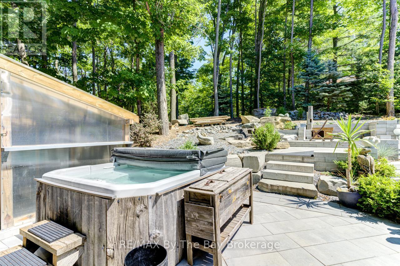6 Beech Wood Road, Oro-Medonte, Ontario  L4M 4Y8 - Photo 23 - S12307226