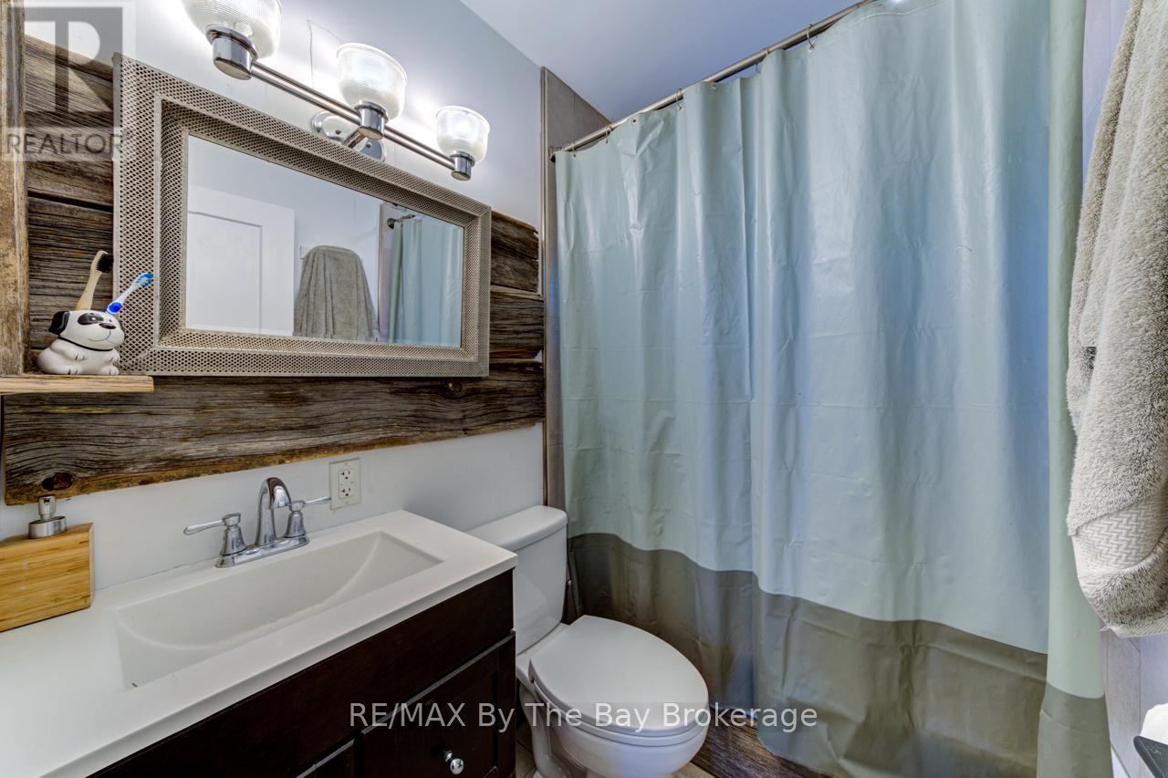6 Beech Wood Road, Oro-Medonte, Ontario  L4M 4Y8 - Photo 7 - S12307226