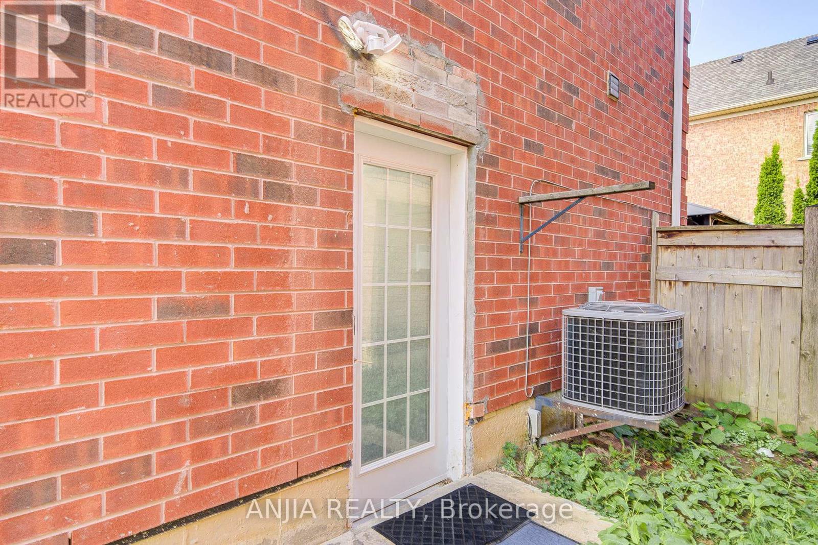 10 Ida Jane Grove, Whitchurch-Stouffville, Ontario  L4A 0S3 - Photo 50 - N12307009
