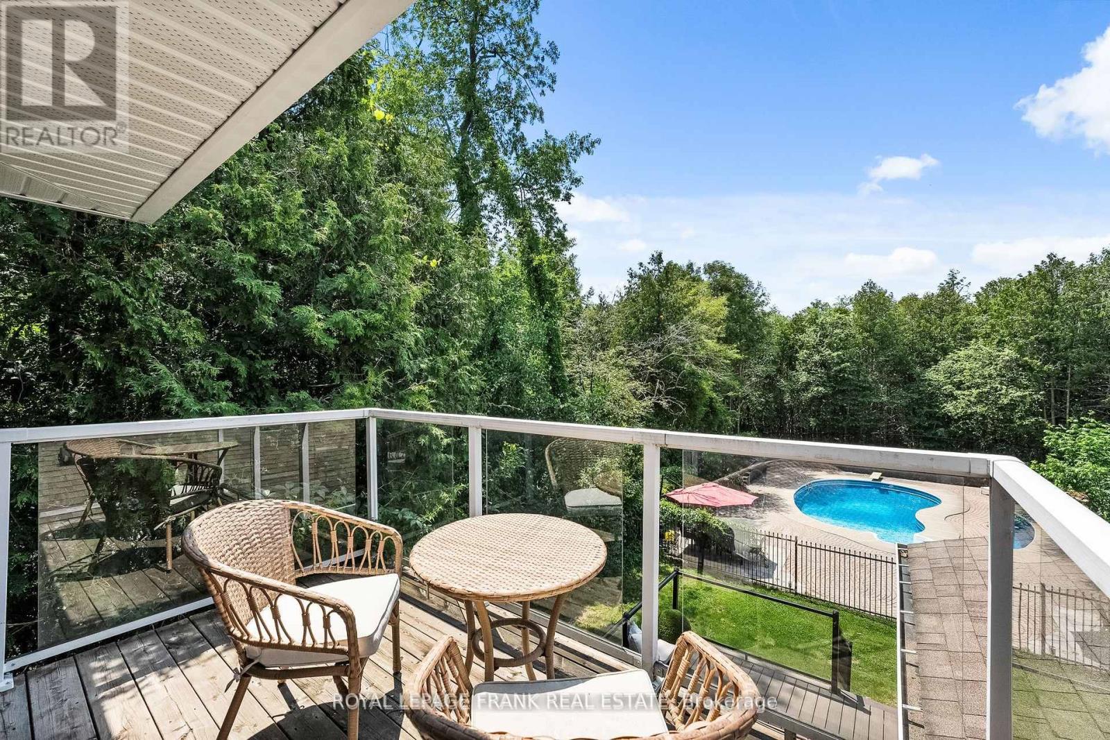 251 Sherwood Court, Oshawa, Ontario  L1G 6P5 - Photo 28 - E12307230
