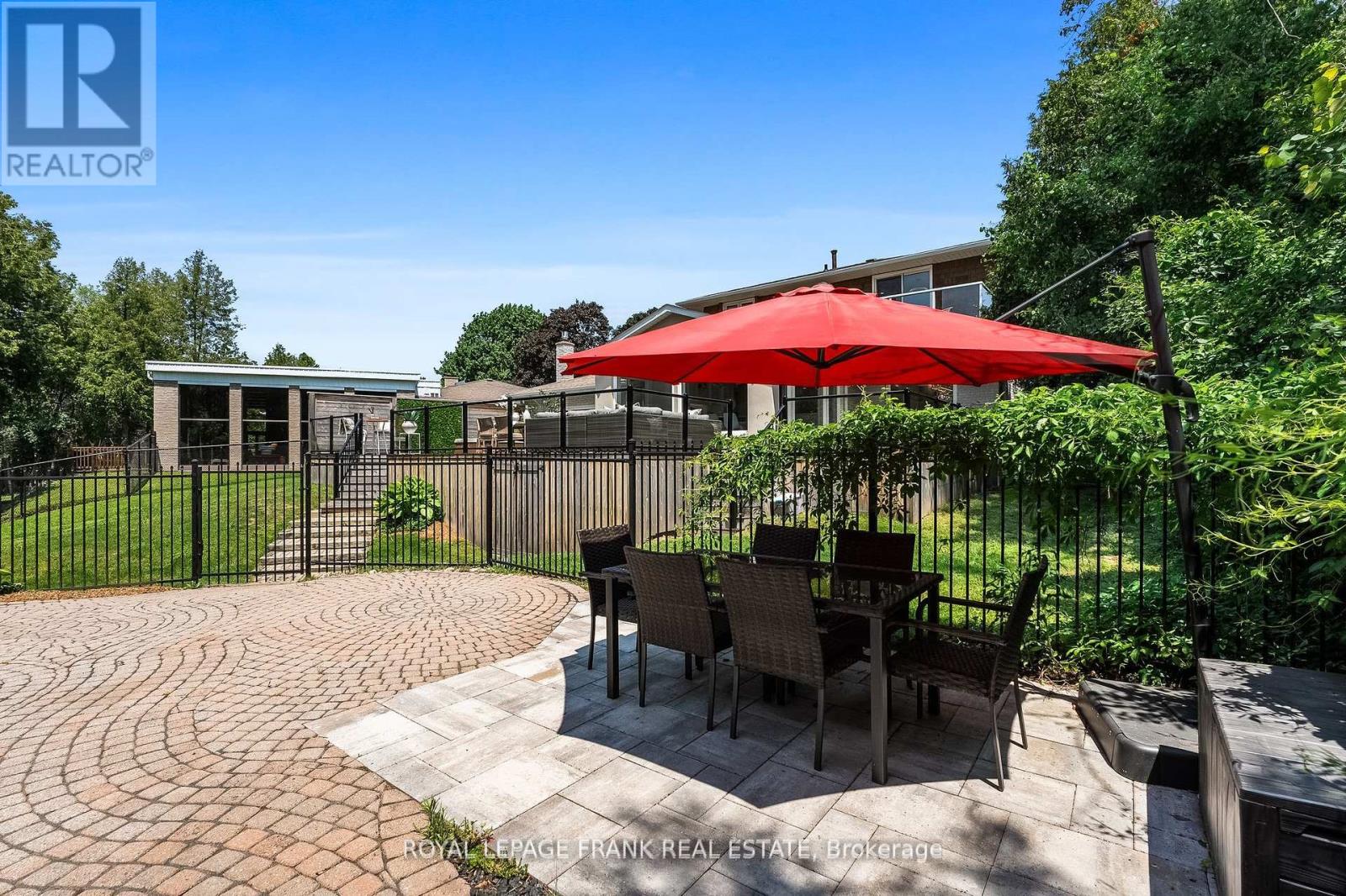 251 Sherwood Court, Oshawa, Ontario  L1G 6P5 - Photo 47 - E12307230