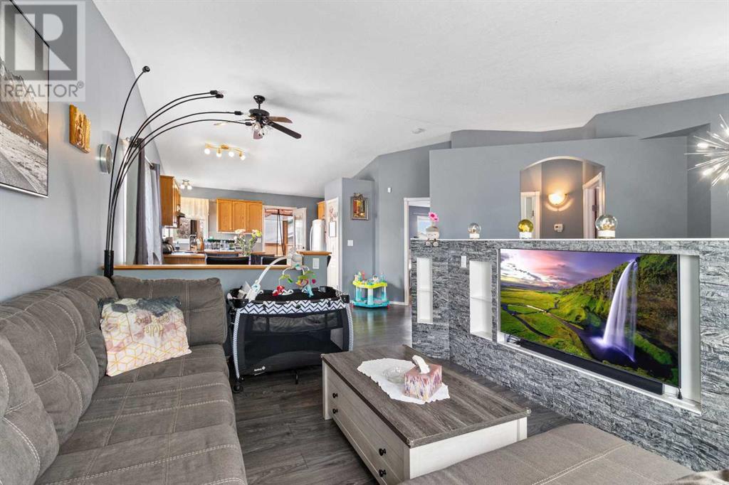 Property at 37 Keast Way image 5