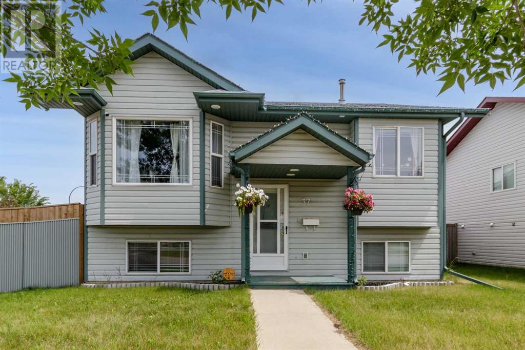 Property at 37 Keast Way image 1