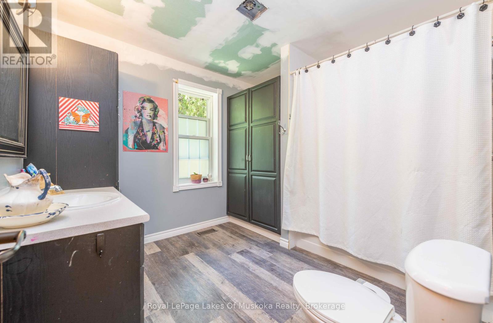 25 Florence Street W, Huntsville, Ontario  P1H 1V4 - Photo 10 - X12307127