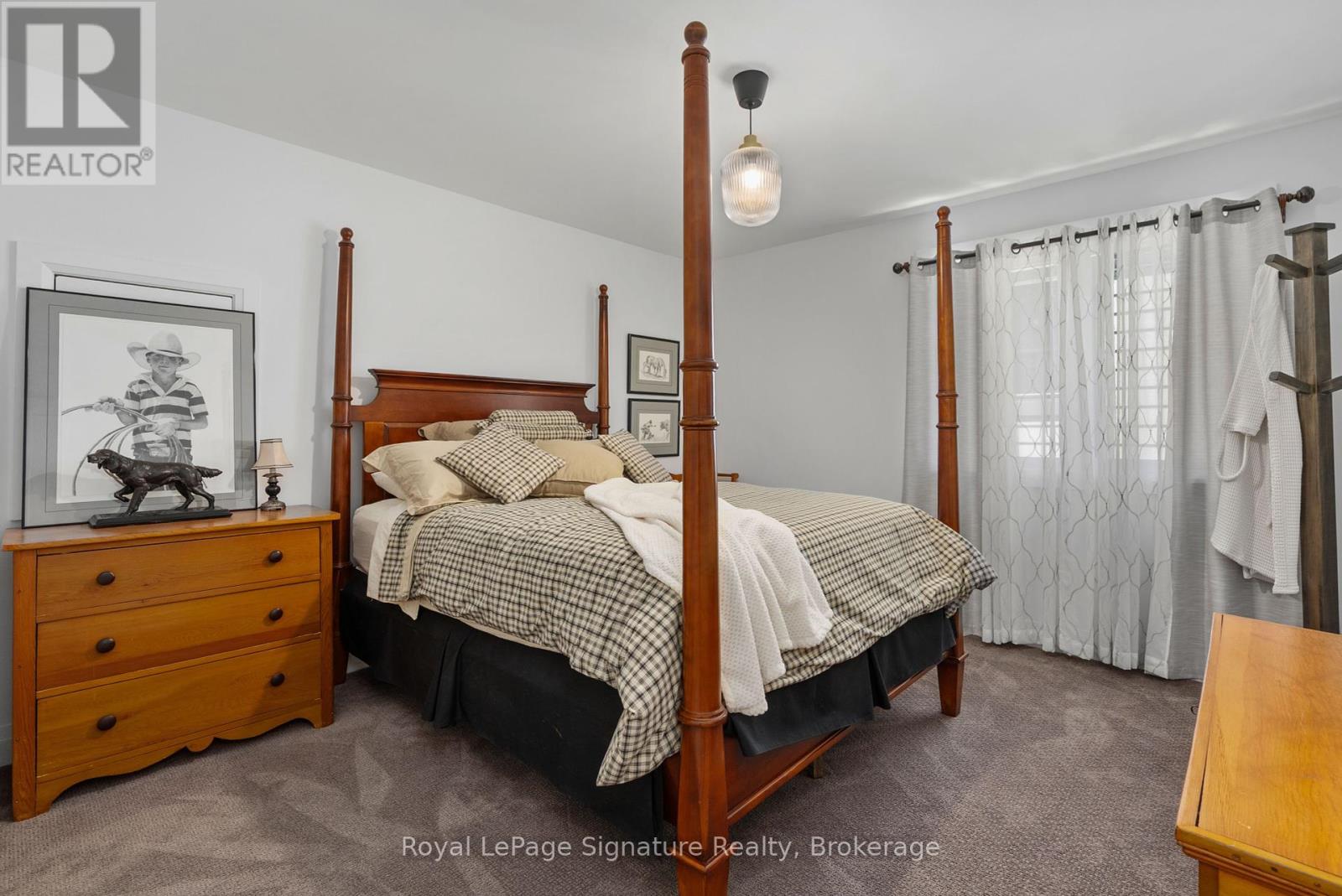 104 Clippers Lane, Blue Mountains, Ontario  N0H 2P0 - Photo 25 - X12307139
