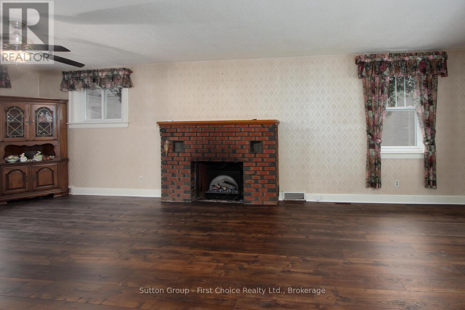270 Devon Street, Stratford, Ontario  N5A 2Z9 - Photo 17 - X12307157