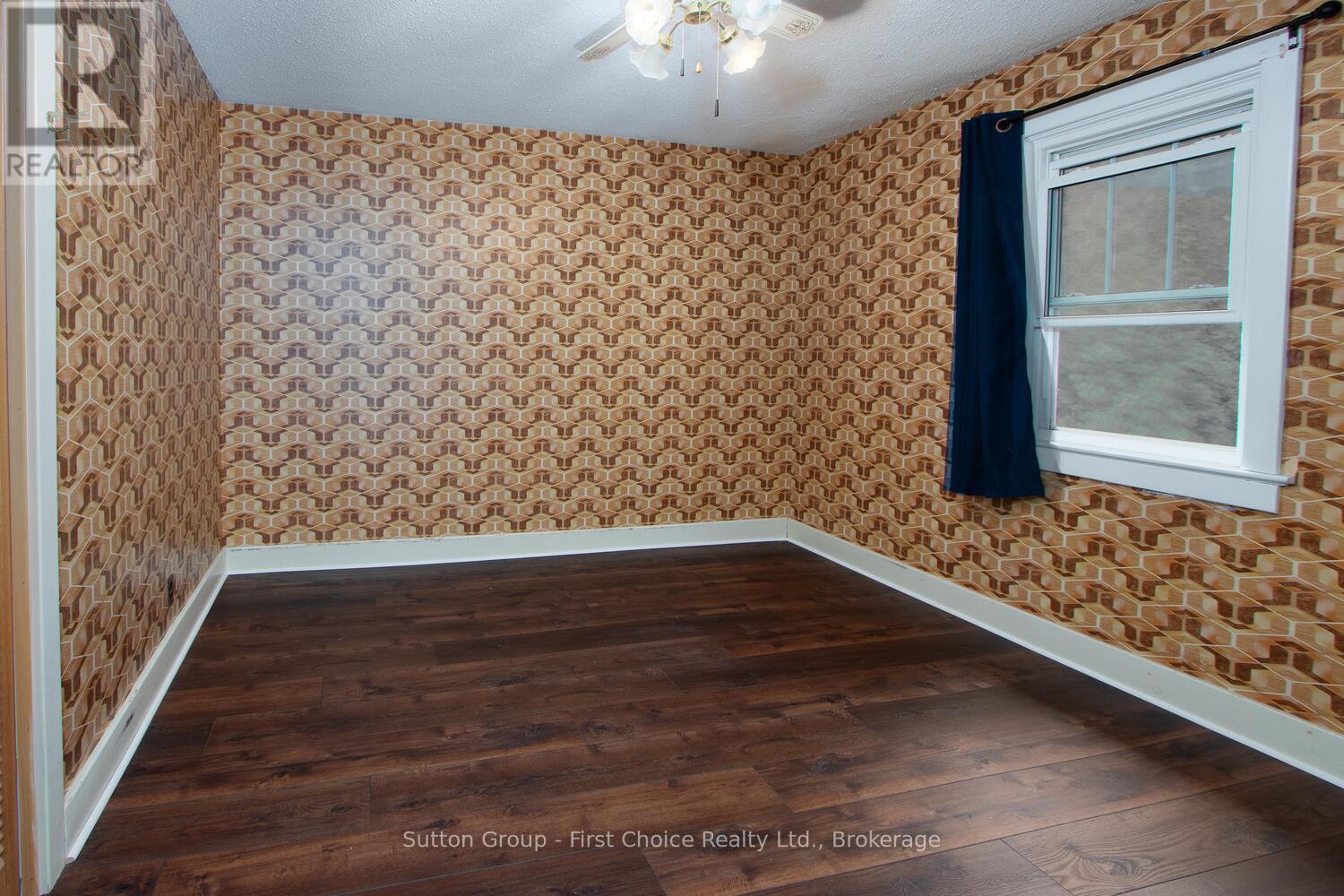 270 Devon Street, Stratford, Ontario  N5A 2Z9 - Photo 22 - X12307157