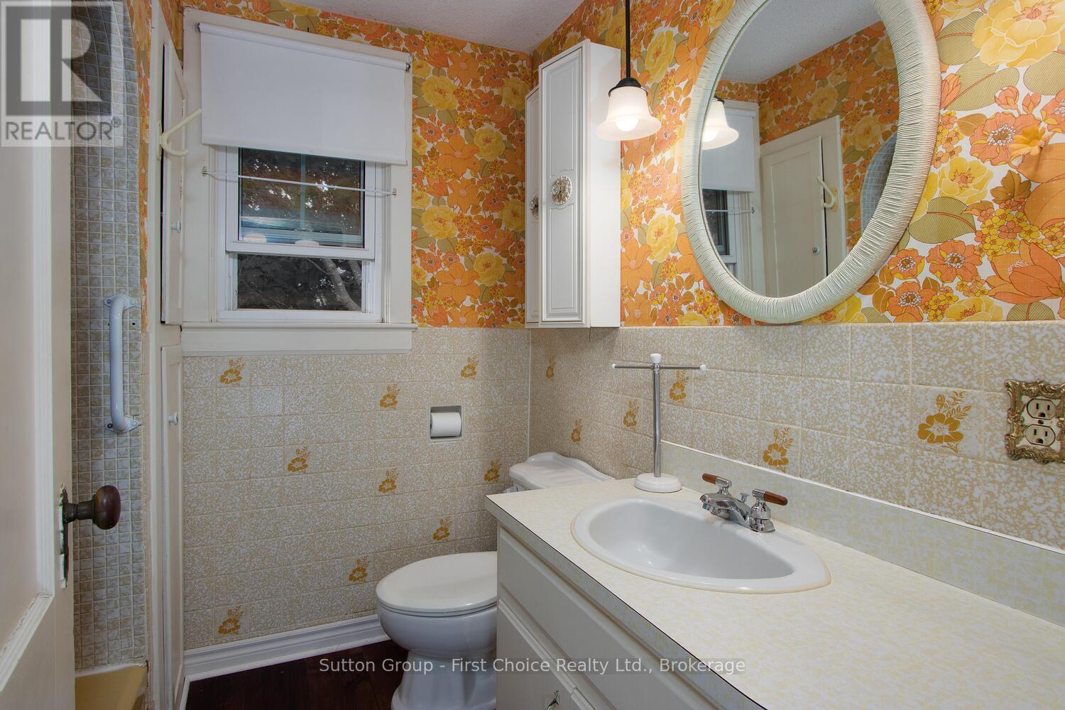 270 Devon Street, Stratford, Ontario  N5A 2Z9 - Photo 25 - X12307157