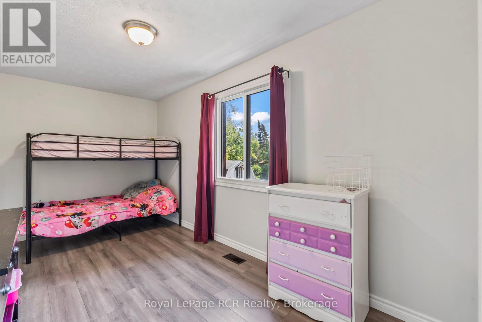 343 10th Avenue, Hanover, Ontario  N4N 2N4 - Photo 29 - X12307210