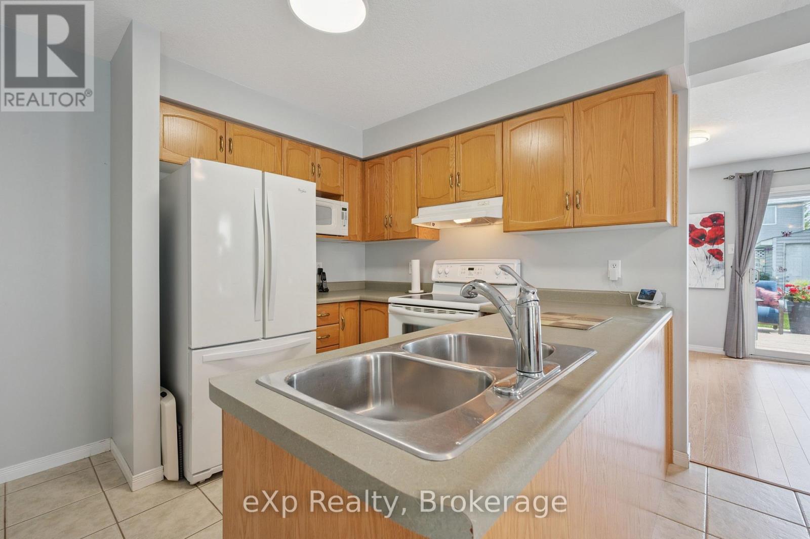 59 Swift Crescent, Guelph, Ontario  N1E 7J3 - Photo 11 - X12307221