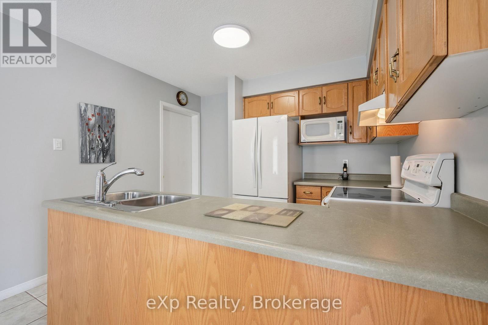 59 Swift Crescent, Guelph, Ontario  N1E 7J3 - Photo 13 - X12307221