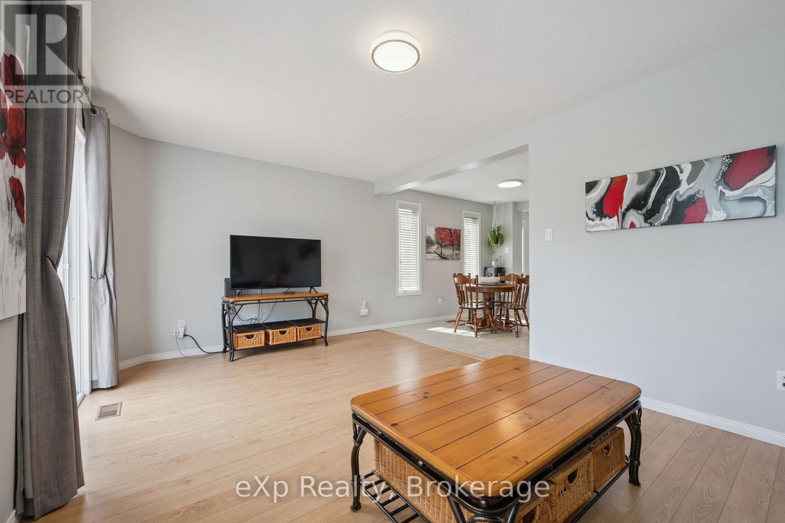 59 Swift Crescent, Guelph, Ontario  N1E 7J3 - Photo 18 - X12307221