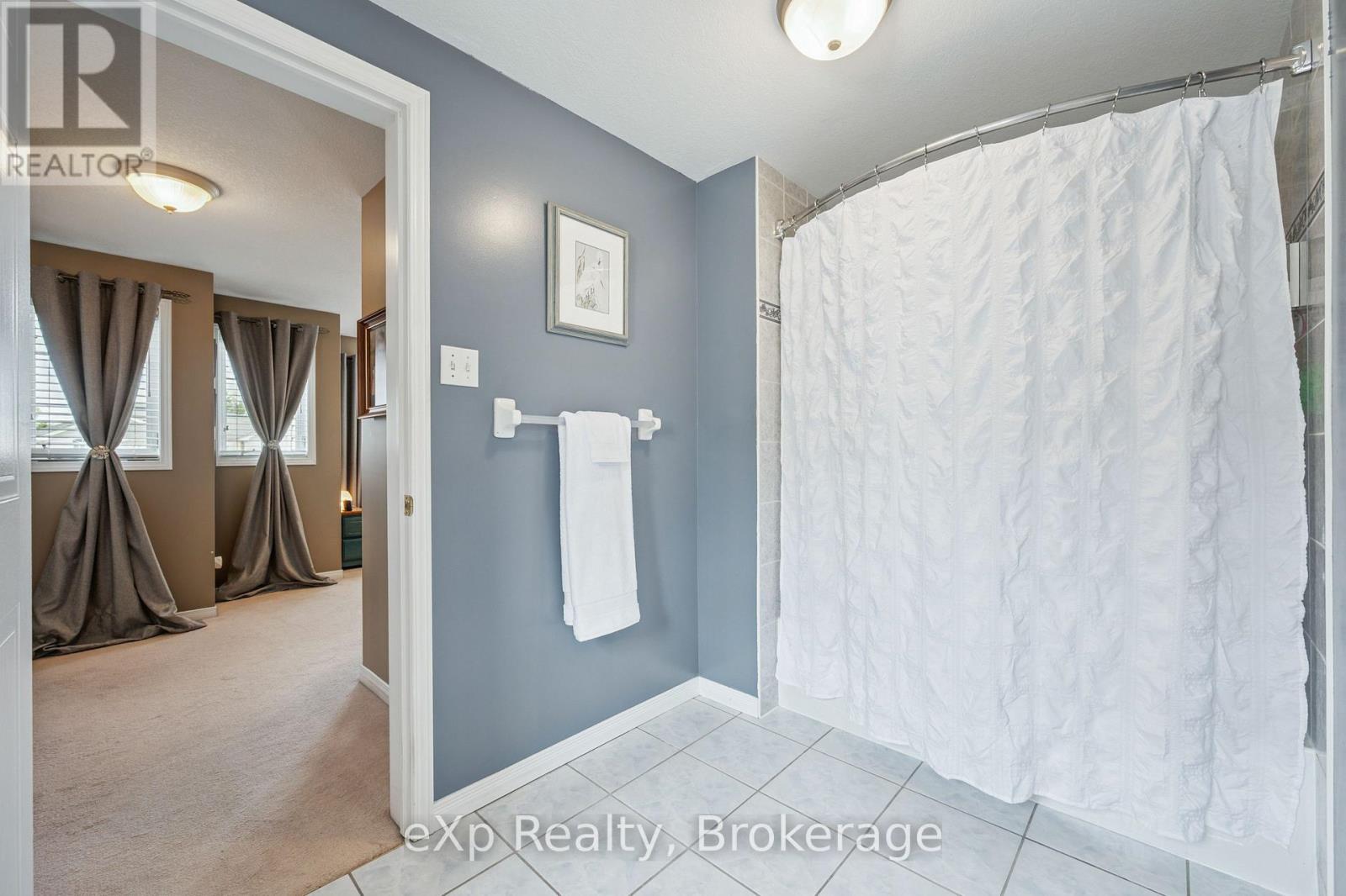 59 Swift Crescent, Guelph, Ontario  N1E 7J3 - Photo 25 - X12307221