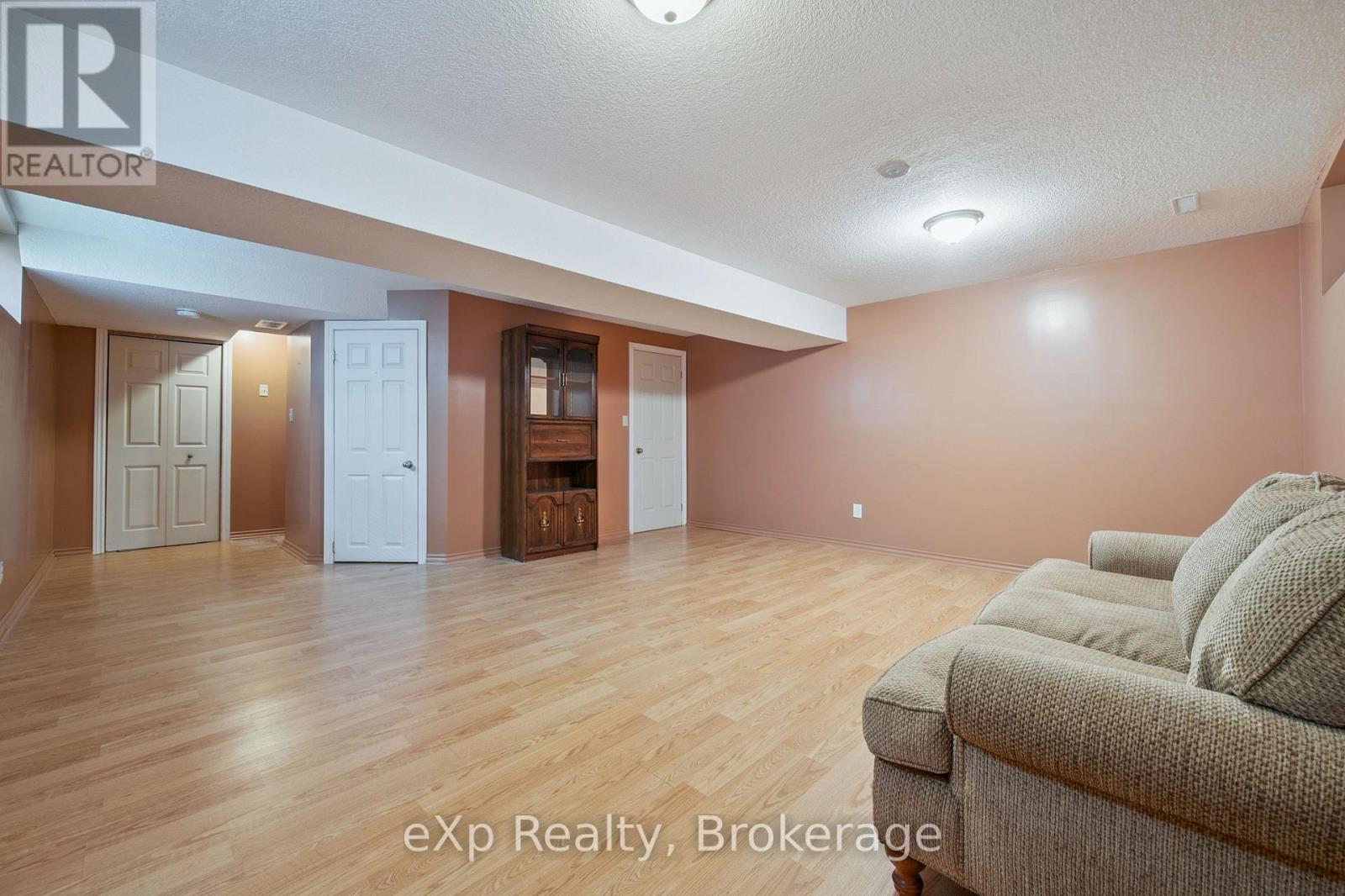 59 Swift Crescent, Guelph, Ontario  N1E 7J3 - Photo 29 - X12307221