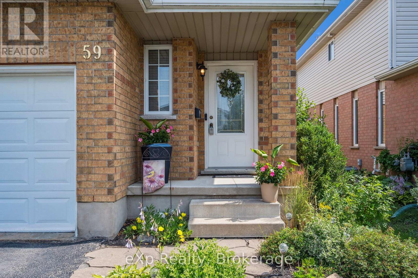 Property at 59 SWIFT CRESCENT image 3