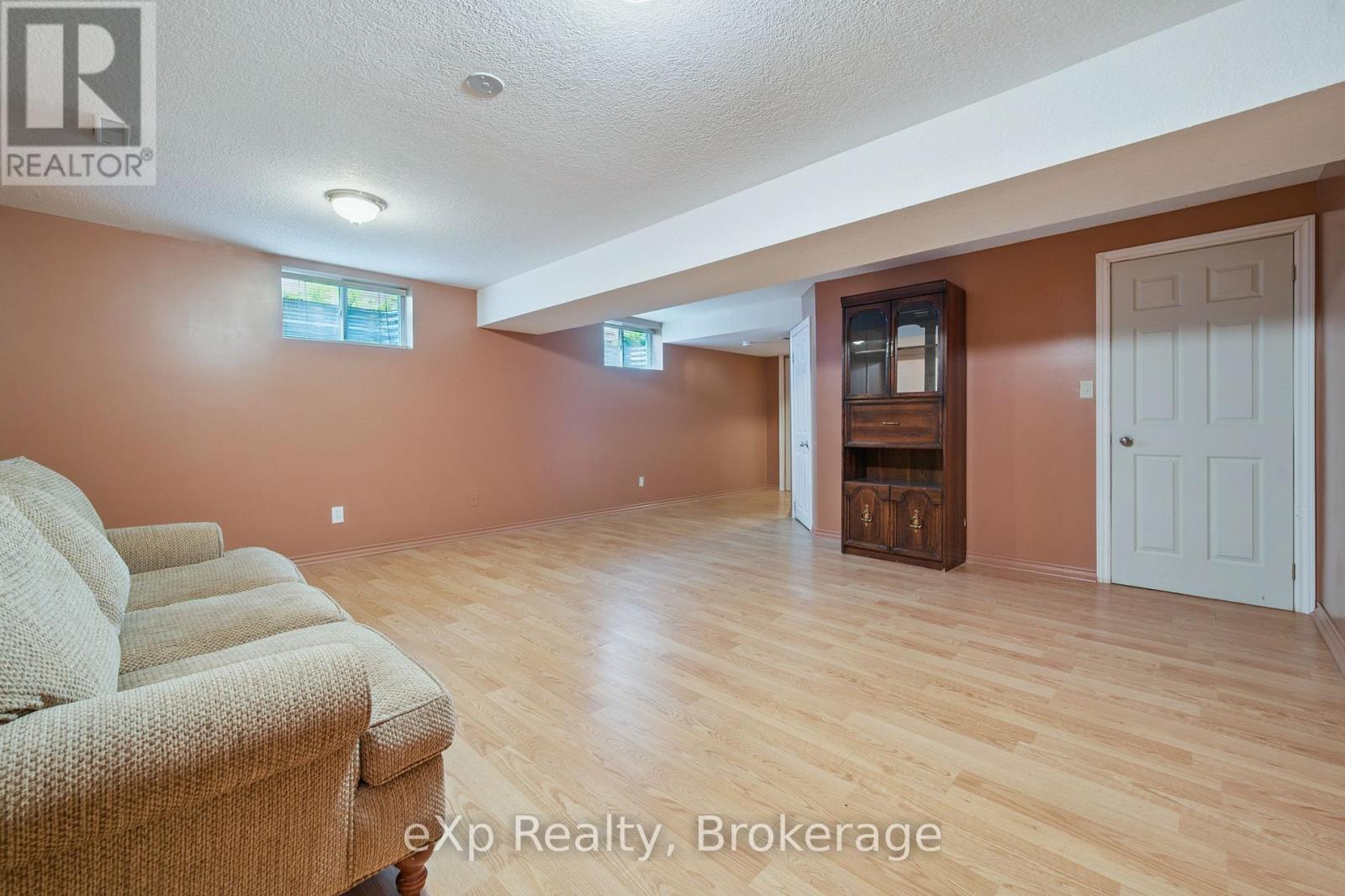 59 Swift Crescent, Guelph, Ontario  N1E 7J3 - Photo 30 - X12307221