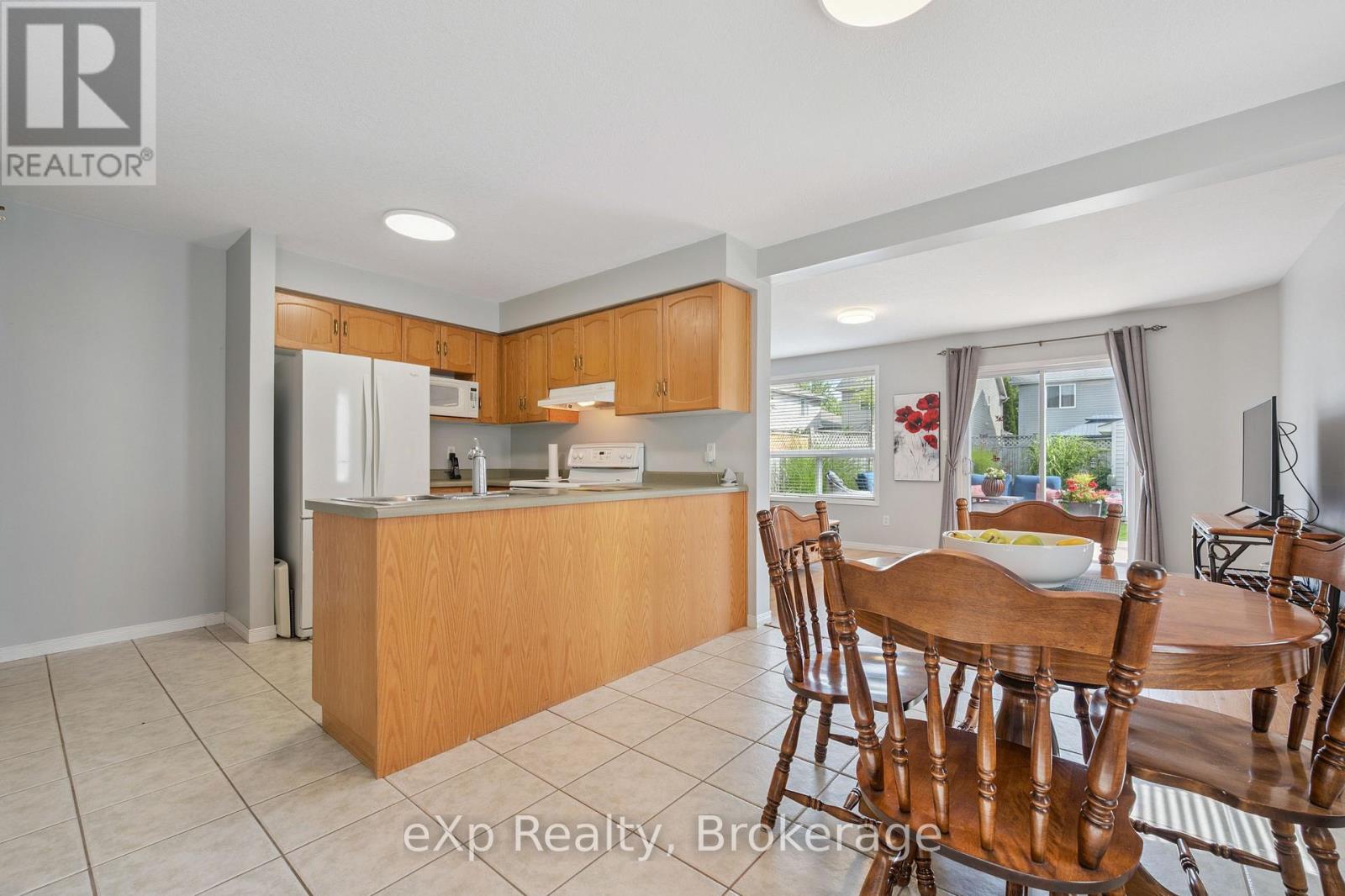 59 Swift Crescent, Guelph, Ontario  N1E 7J3 - Photo 8 - X12307221