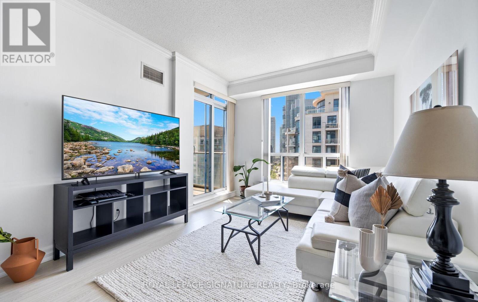 1613 - 2083 Lake Shore Boulevard W, Toronto, Ontario  M8V 4G2 - Photo 15 - W12306999
