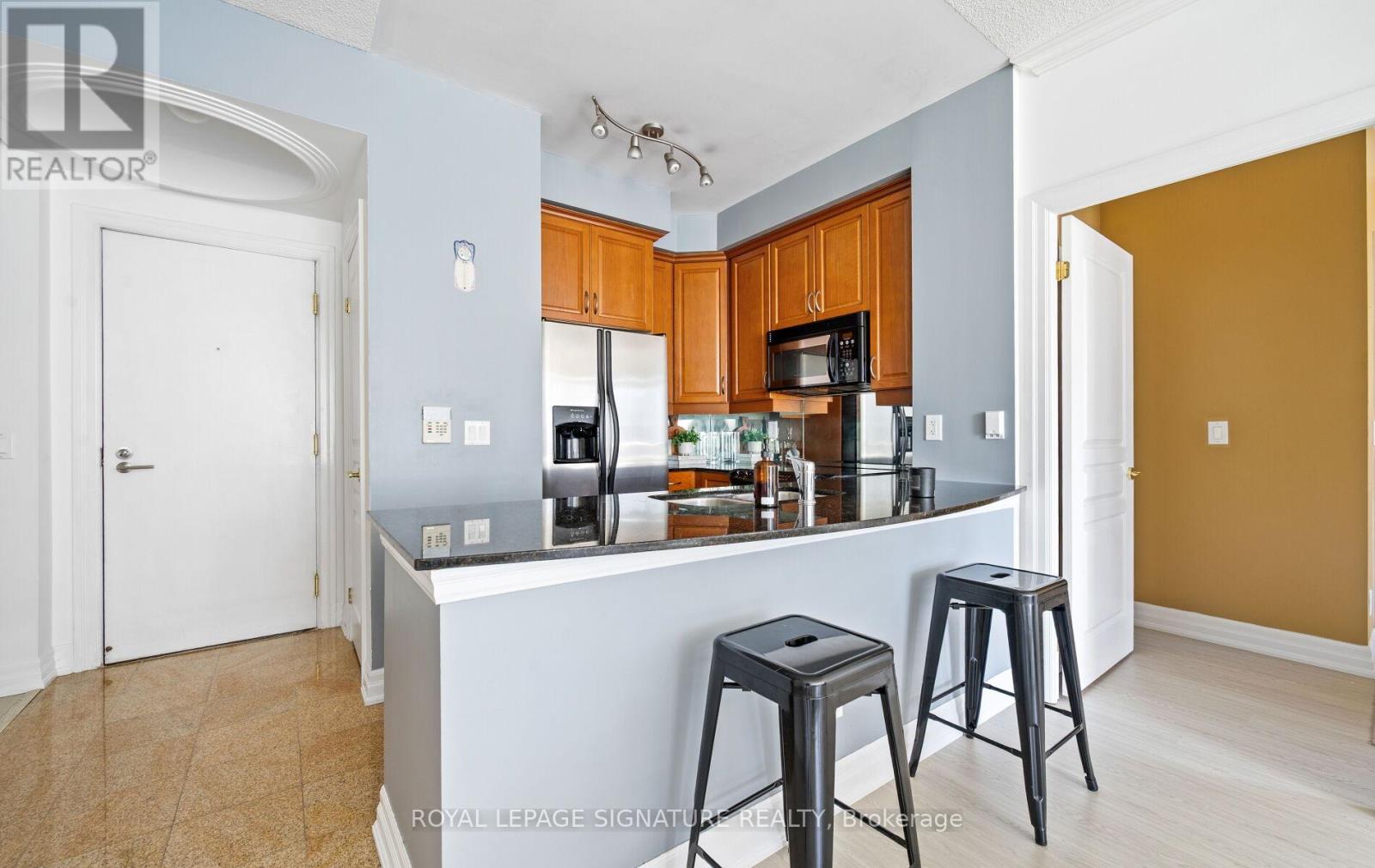 1613 - 2083 Lake Shore Boulevard W, Toronto, Ontario  M8V 4G2 - Photo 19 - W12306999