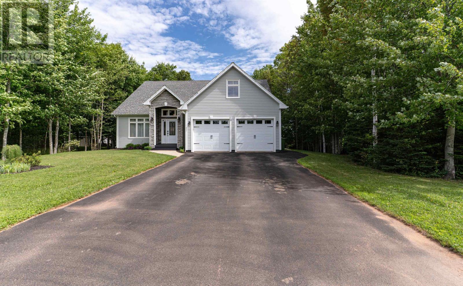 15 Heritage Drive, Miscouche, Prince Edward Island  C0B 1T0 - Photo 2 - 202518718
