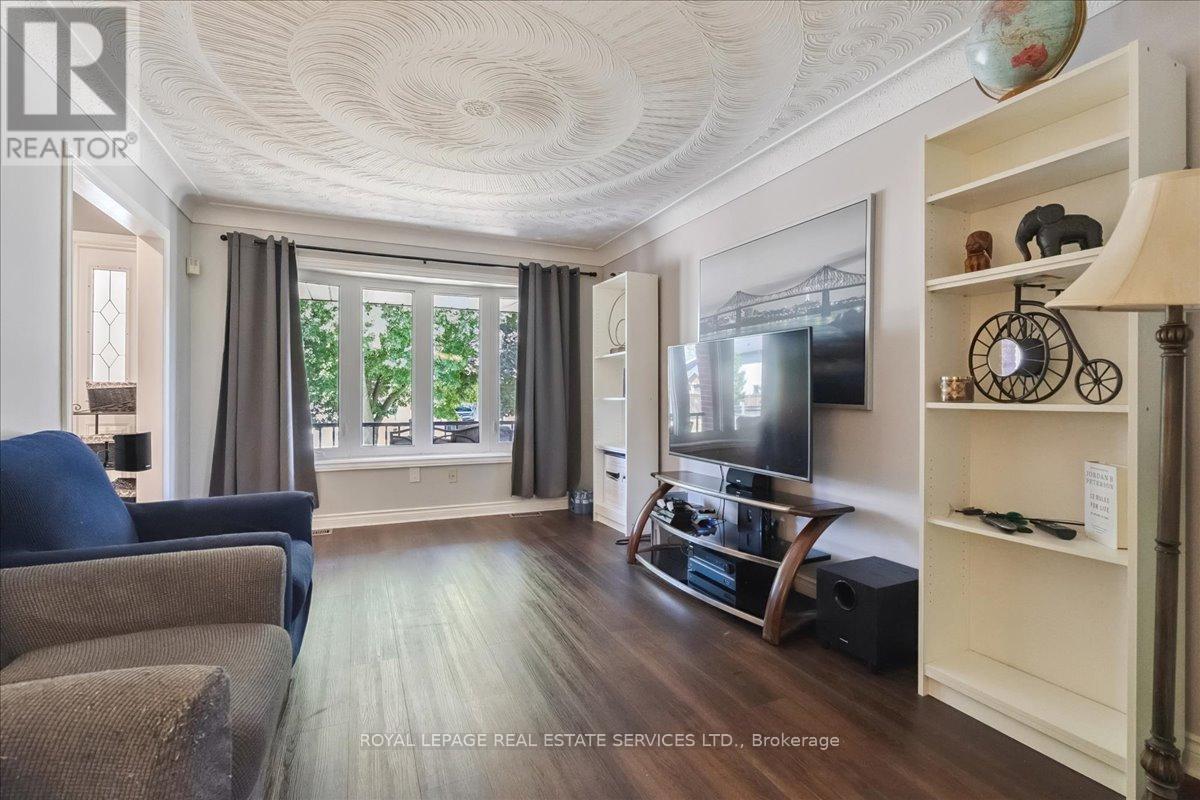 Property at 6 GRANDVIEW AVENUE image 5