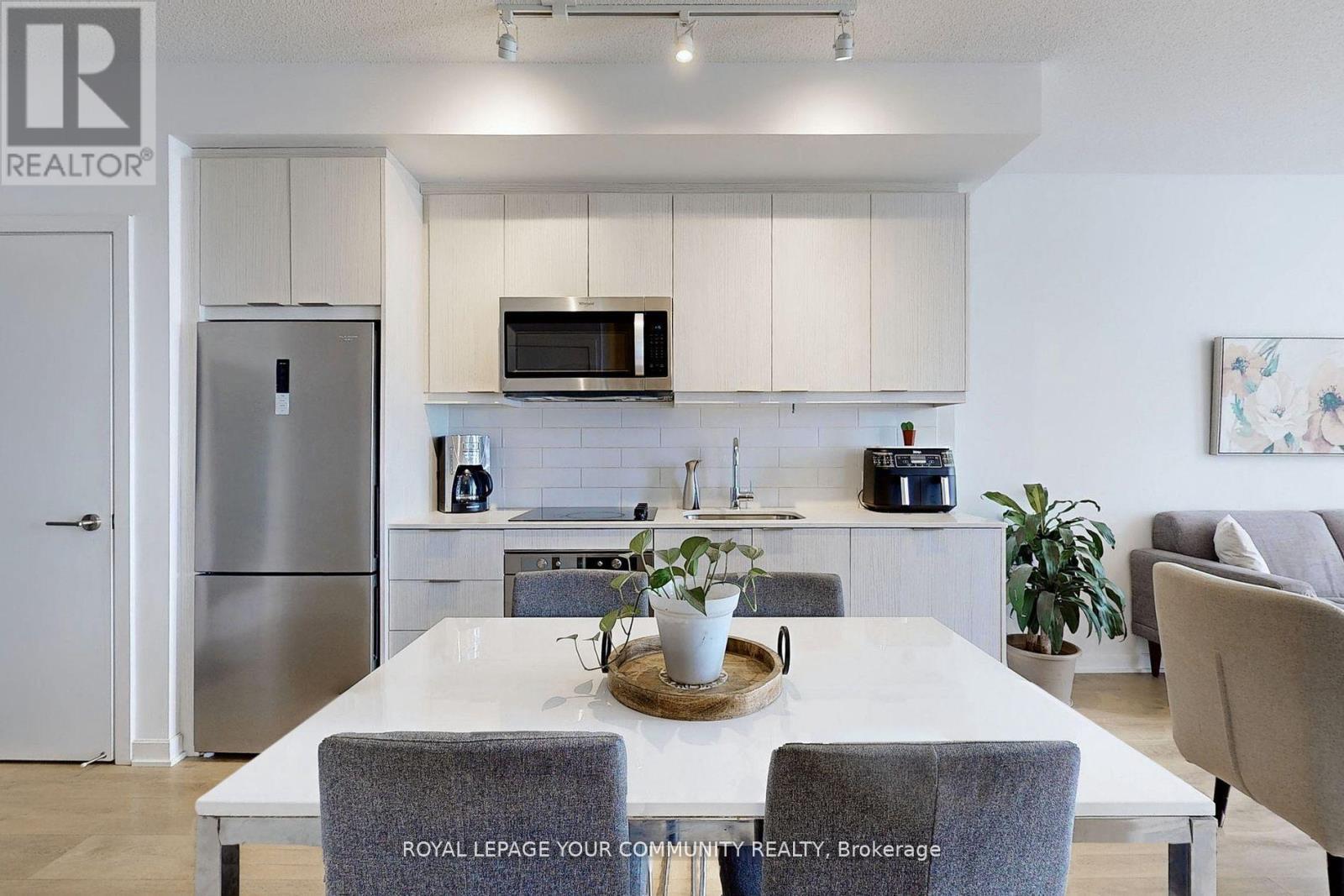 2403 - 38 Forest Manor Road, Toronto, Ontario  M2J 0H4 - Photo 16 - C12307185
