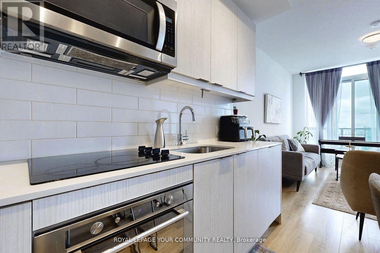 2403 - 38 Forest Manor Road, Toronto, Ontario  M2J 0H4 - Photo 19 - C12307185