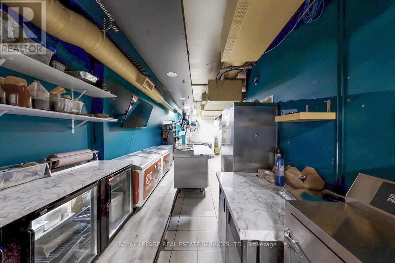 914 Bloor Street W, Toronto (Palmerston-Little Italy), Ontario  M6H 1L1 - Photo 13 - C12307199
