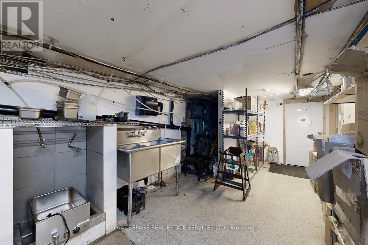 914 Bloor Street W, Toronto (Palmerston-Little Italy), Ontario  M6H 1L1 - Photo 21 - C12307199