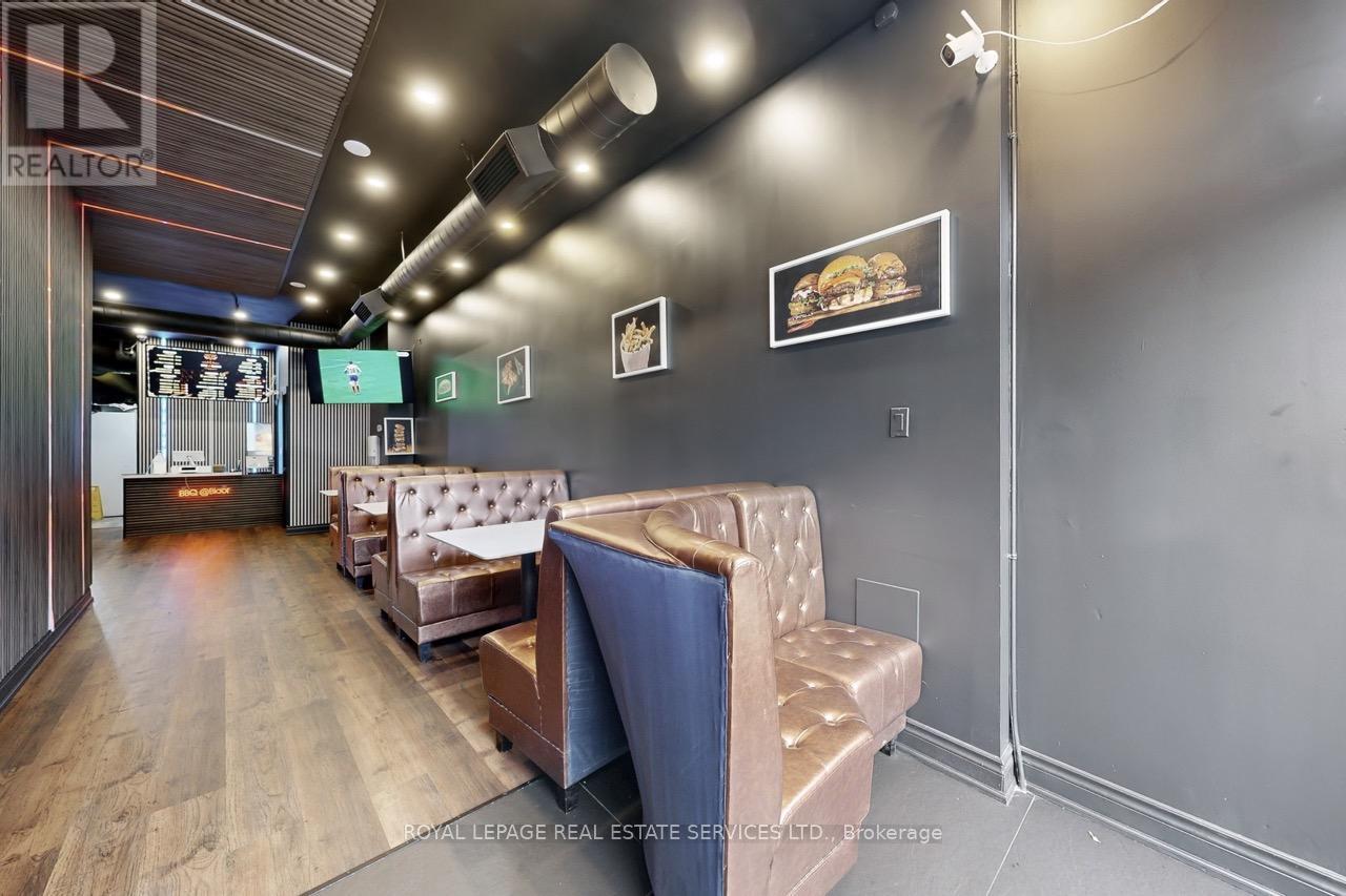 914 Bloor Street W, Toronto (Palmerston-Little Italy), Ontario  M6H 1L1 - Photo 8 - C12307199