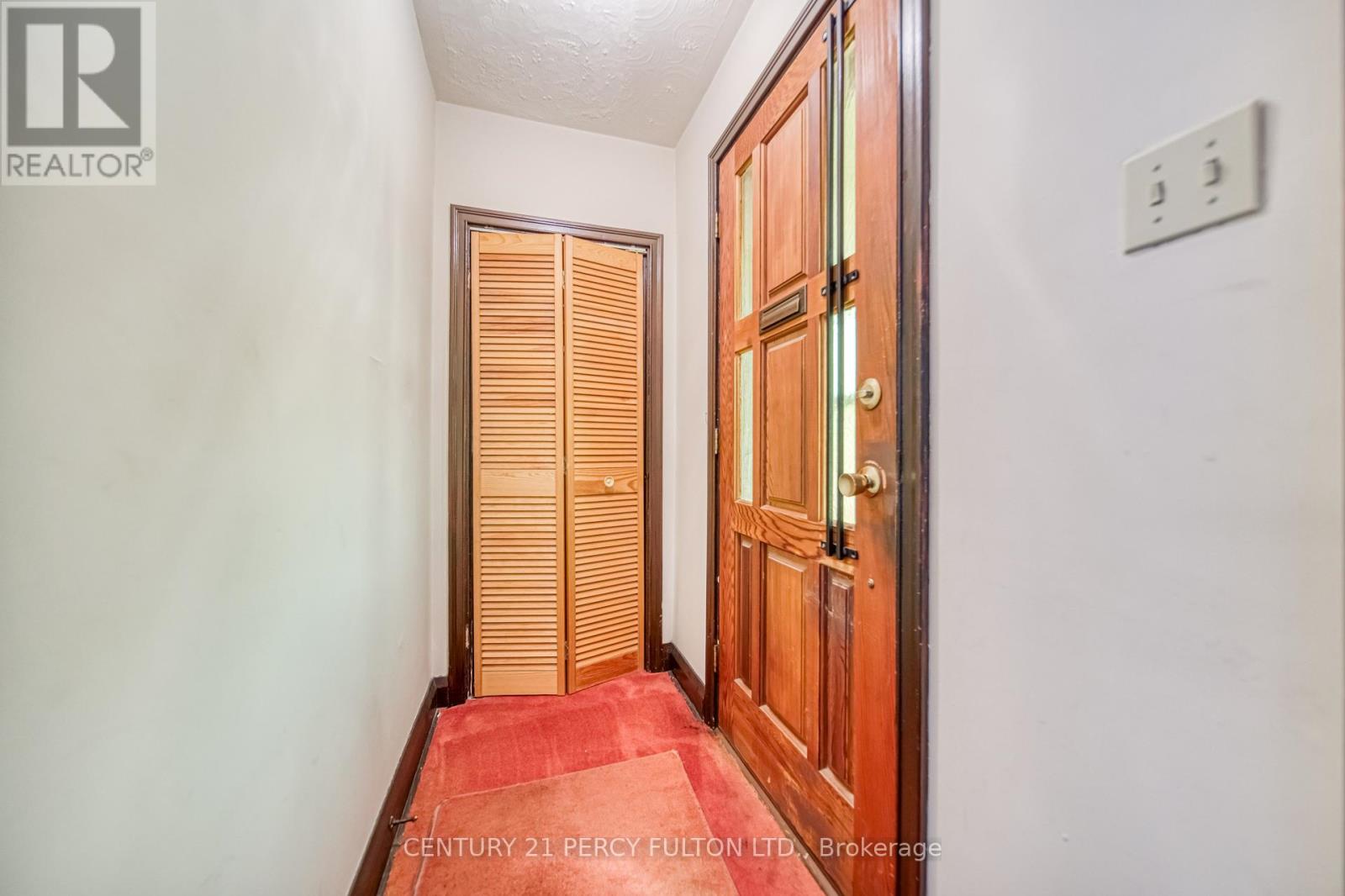 Property at 3184 ST CLAIR AVENUE E image 3
