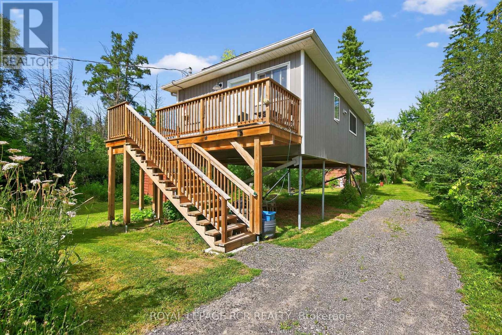 8 Mustard Street, Uxbridge, Ontario  L9P 1R2 - Photo 2 - N12307129