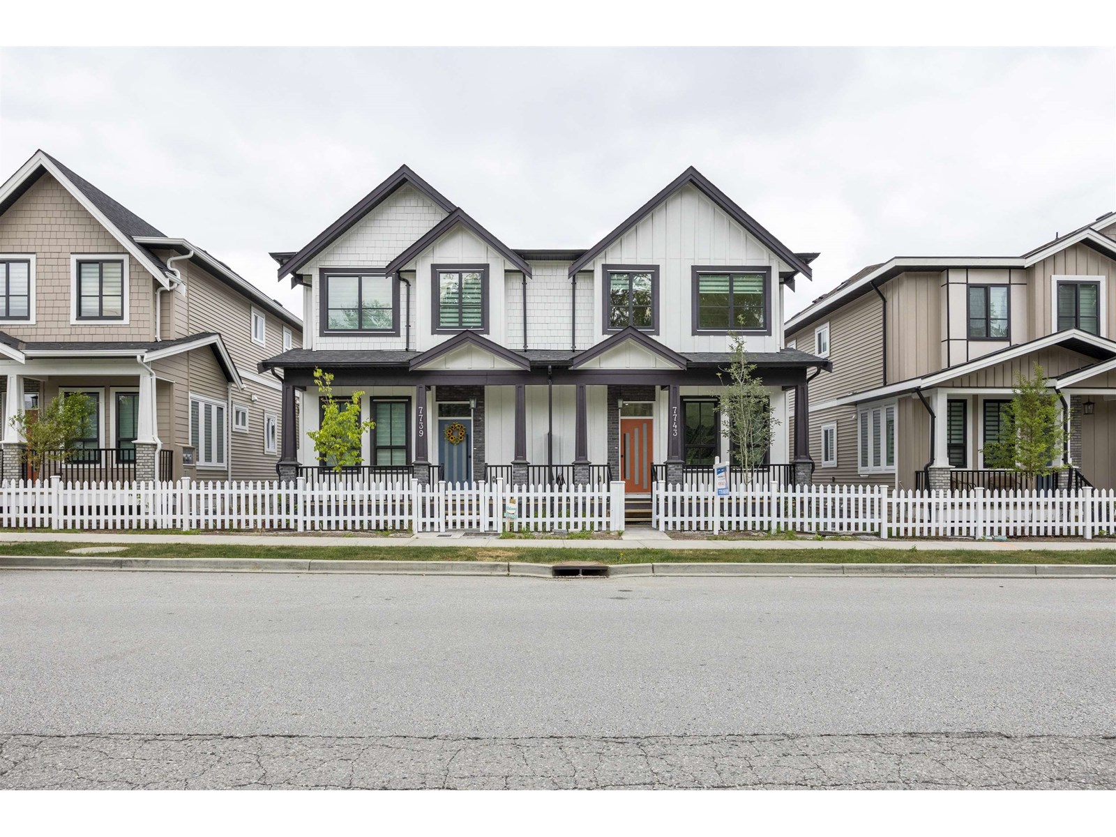 Property at 7743 197 STREET image 3