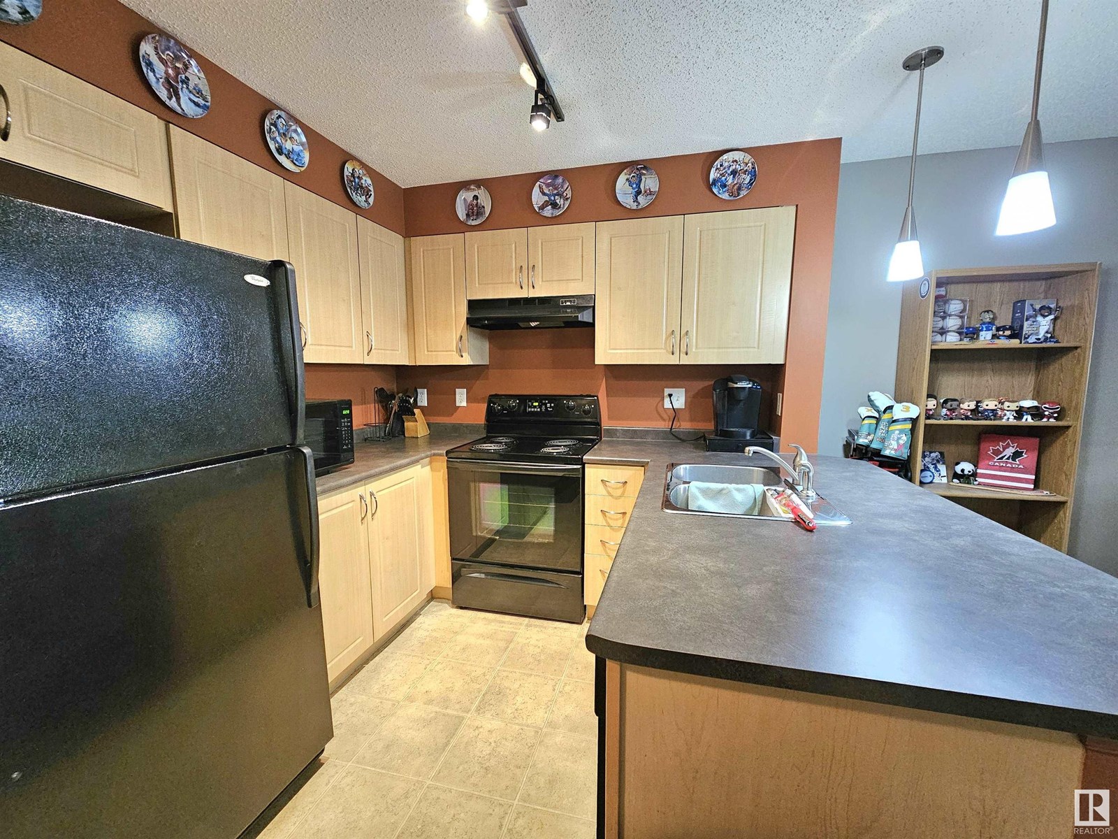Property at #105 11445 ELLERSLIE RD SW image 3
