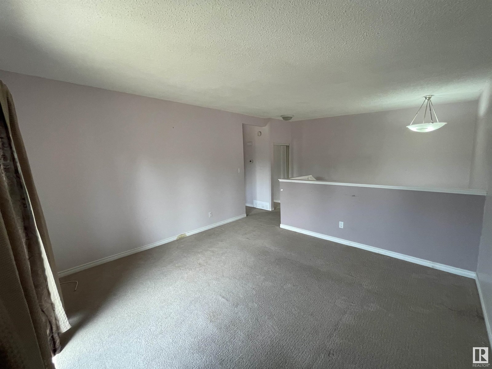 Property at 8930B 144 AV NW image 5