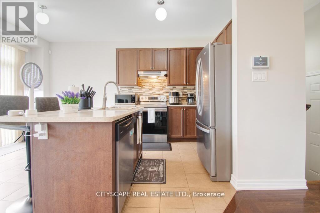 151 Allegro Drive, Brampton, Ontario  L6Y 5X9 - Photo 13 - W12307103