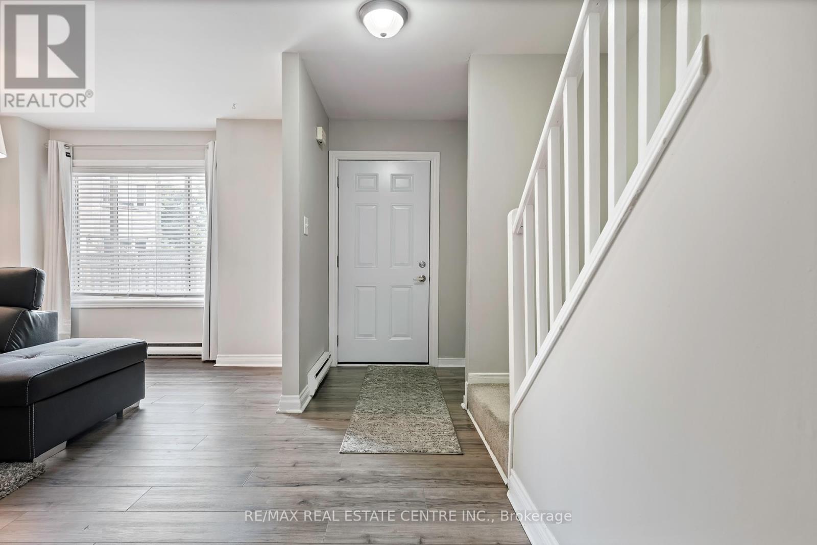 5 - 2 Cedar Drive, Orangeville, Ontario  L9W 2X6 - Photo 10 - W12307144