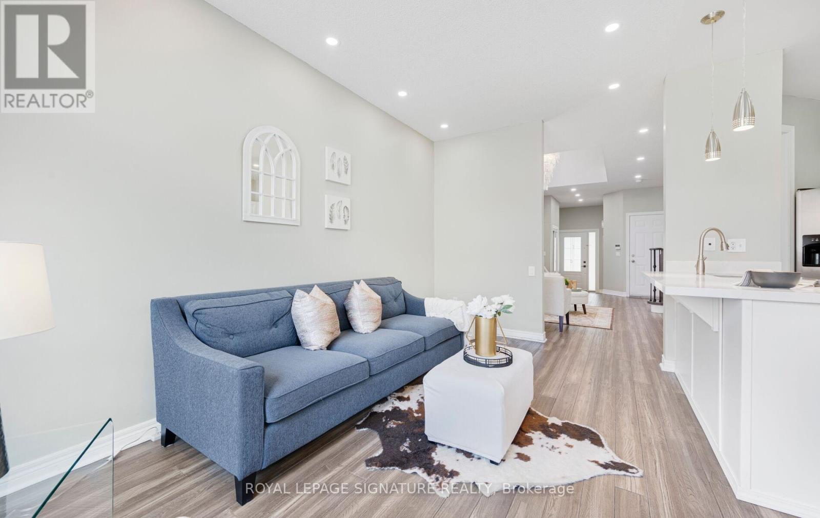 5675 Raleigh Street, Mississauga, Ontario  L5M 7E6 - Photo 13 - W12307216