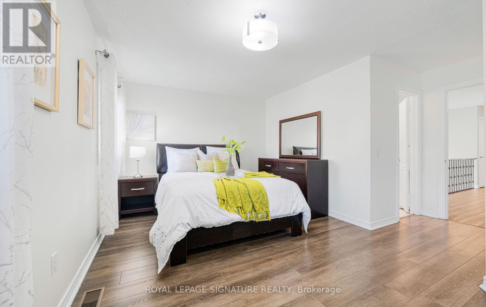 5675 Raleigh Street, Mississauga, Ontario  L5M 7E6 - Photo 25 - W12307216